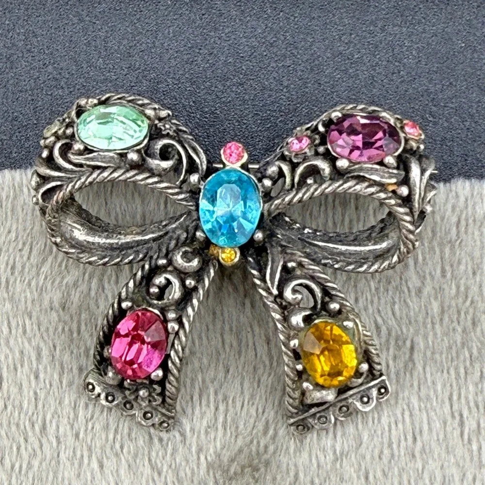 Vintage‎ Pot Metal Bow Brooch Pastel Fruit Salad Rhinestone READ